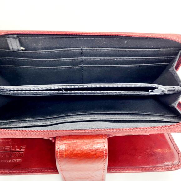 Vintage Pelle Studio Red Genuine Italian Leather Multiple Compartment Wallet - Picture 6 of 12